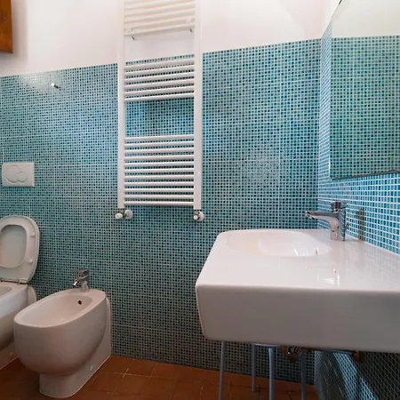 Bed & Breakfast Il Casale Del Giglio 4*