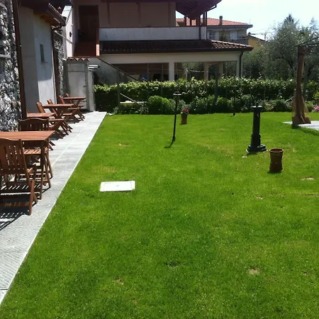Il Casale Del Giglio Bed and Breakfast Santo Stefano di Magra