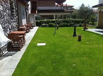 Il Casale Del Giglio Bed & Breakfast