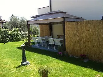 Il Casale Del Giglio Bed & Breakfast 2*