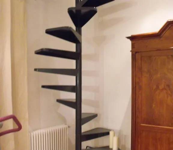 Il Casale Del Giglio فندق مبيت وإفطار