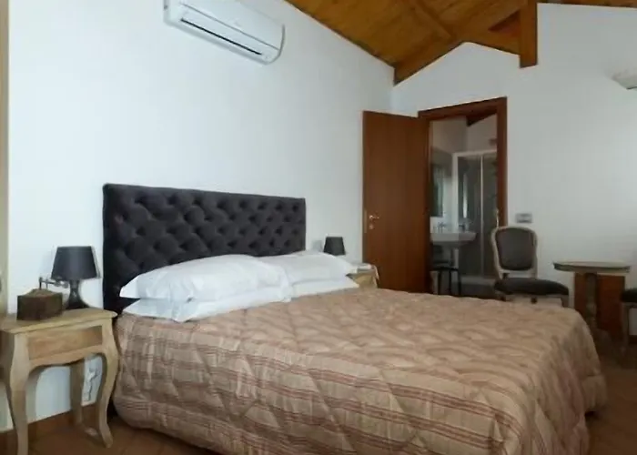 Il Casale Del Giglio 4* سانتو ستيفانو دي ماجرا