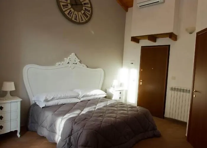 Il Casale Del Giglio Bed and breakfast